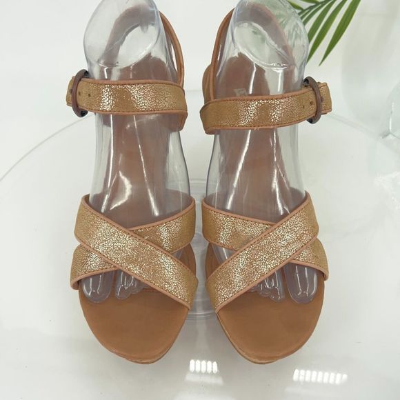UGG Womens Size 8.5 Jazmine Wedge Metallic Gold Cork Sandals Shoes Platform - Picture 5 of 15